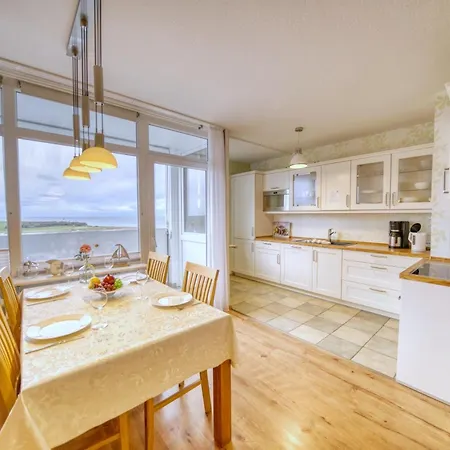 - Haus E, App 0e1104 *